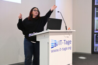 Michaela Schroetel hielt auf den IT-Tagen 2025 einen Vortrag zum Thema- Reset fürs Lernen – Warum KI uns zwingt, Weiterbildung neu zu erfinden. Michaela Schroetel hielt auf den IT-Tagen 2025 einen Vortrag zum Thema- Reset fürs Lernen – Warum KI uns zwingt, Weiterbildung neu zu erfinden.