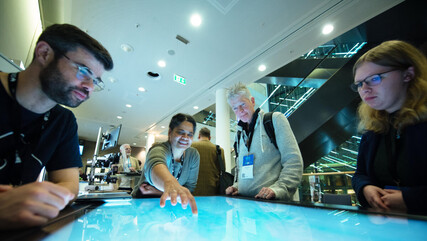 Am Stand der WPS – Workplace Solutions GmbH auf den IT-Tagen 2024 © IT-Tage / Christian Augustin