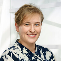 Dr. Anja Voss Dr. Anja Voss